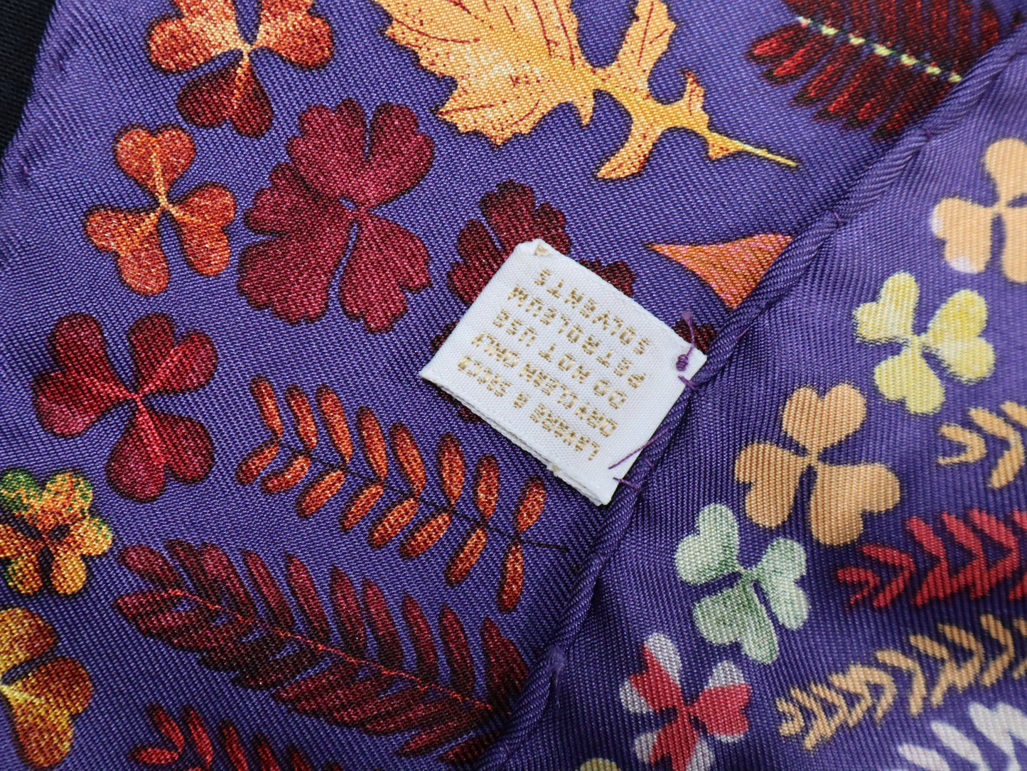 Gucci Silk Stole Autumn Leaves